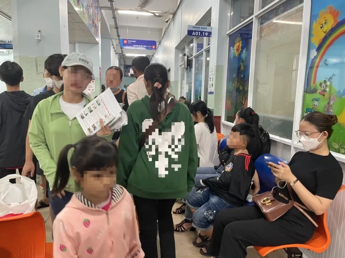 Quá Tải Phòng Khám Nhi Mùa Hè 2026: Hệ Thống Y Tế Nhi Đương Đầu Áp Lực Kỷ Lục